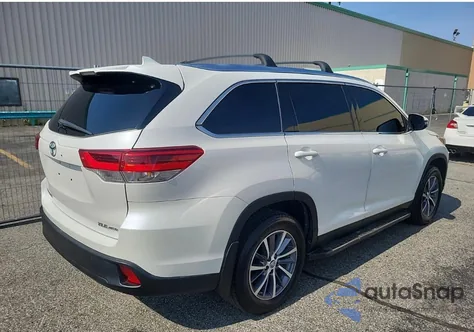 2019 Toyota Highlander Se/Xle from USA, damaged, VIN 5TDJZRFH0KS597808